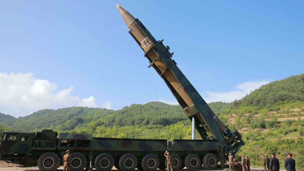 اليابان: كوريا الشمالية تطلق صاروخاً قد يكون باليستياً