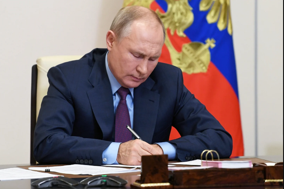 بوتين يصدق على قانون بشأن إدخال «الروبل الرقمي» في التداول