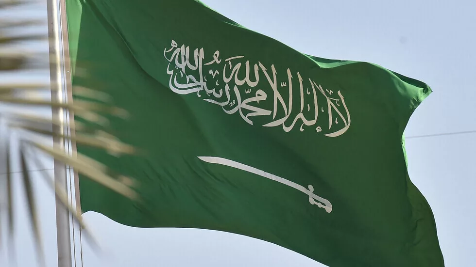 السعودية .. شروط جديدة لإستخراج تأشيرة الزيارة للمقيمين للسنة الهجرية الجديدة 1445