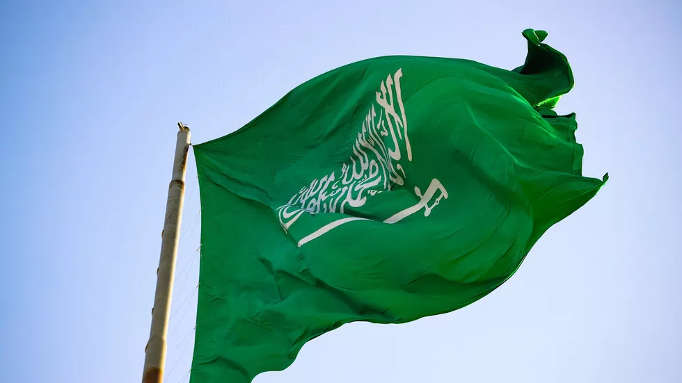 قرار مفاجئ لمنح الجنسية السعودية لمن يستوفي هذه الشروط (تفاصيل جديدة)